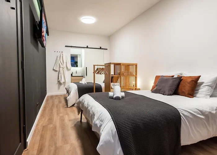 New Pearl Of Scheveningen Black Swan Beach A Family Loft The Hague 180A